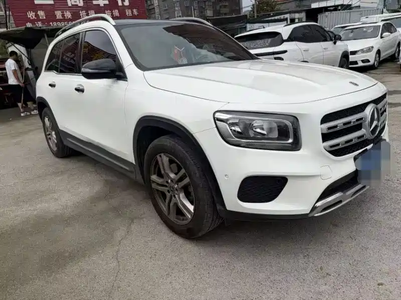 Mercedes-Benz GLB 2020 GLB 180 Dynamic фото 2