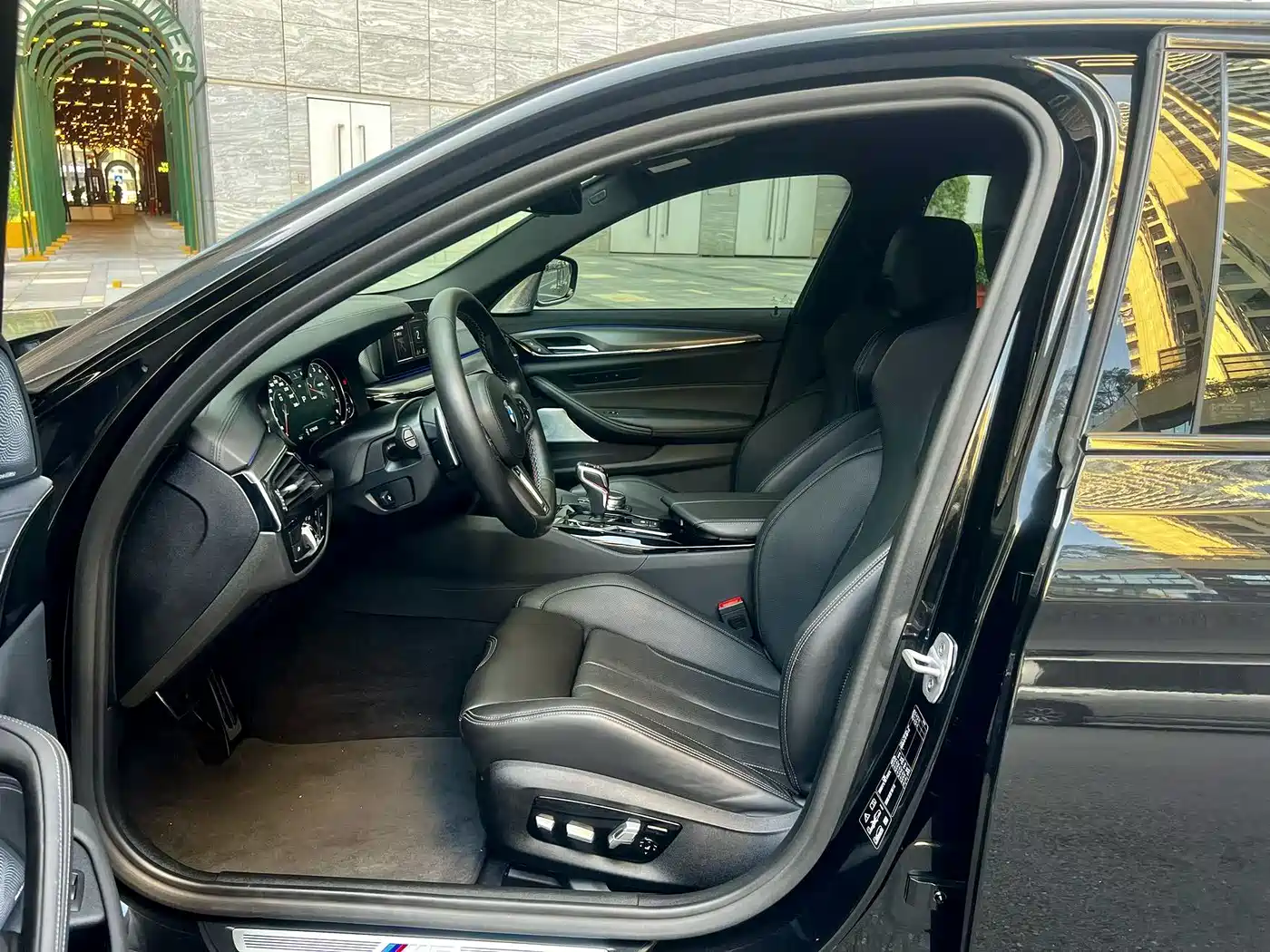 BMW M5 2018 M5 фото 4