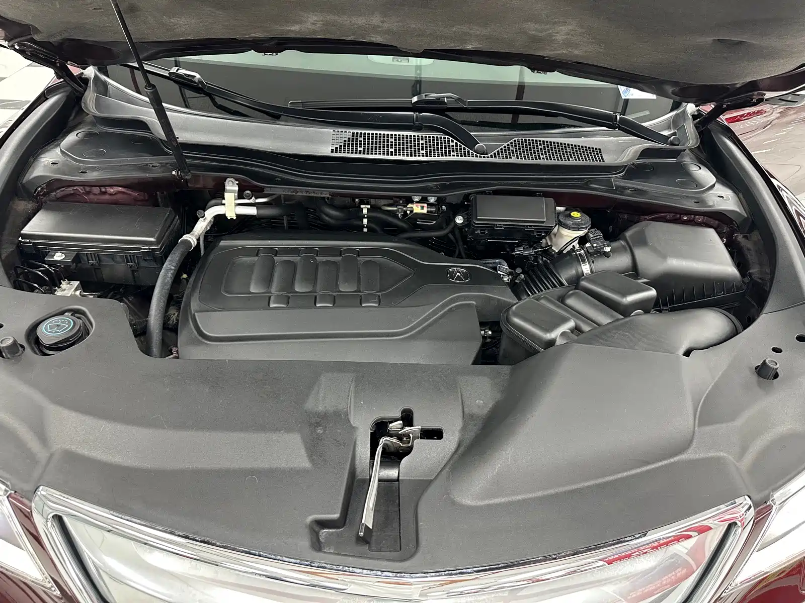 Photo 30 - Acura MDX