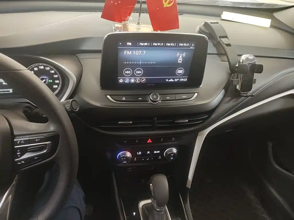 Buick Encore 2022 2021 332T CVT Elite