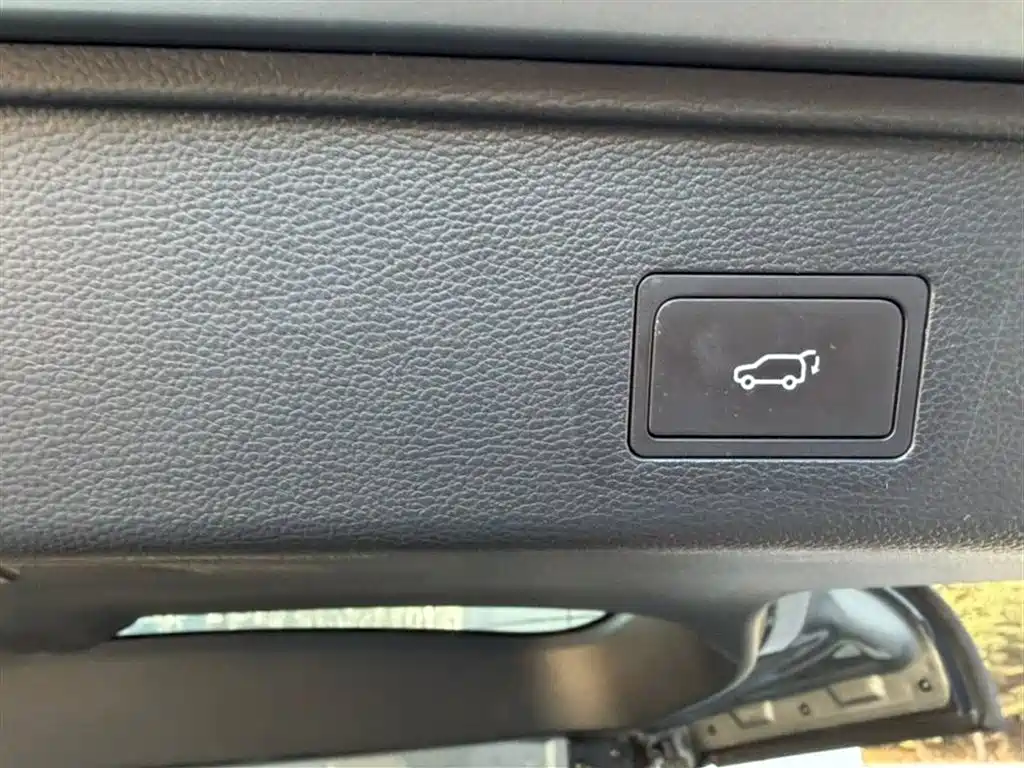 BAIC ORV Beijing Off-Road BJ30 2024 1.5T Magic Core Electric Drive Advanced Edition фото 6