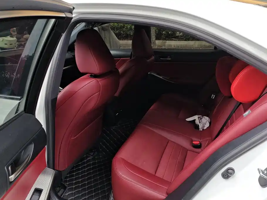 Lexus IS 2019 2017 300 F SPORT