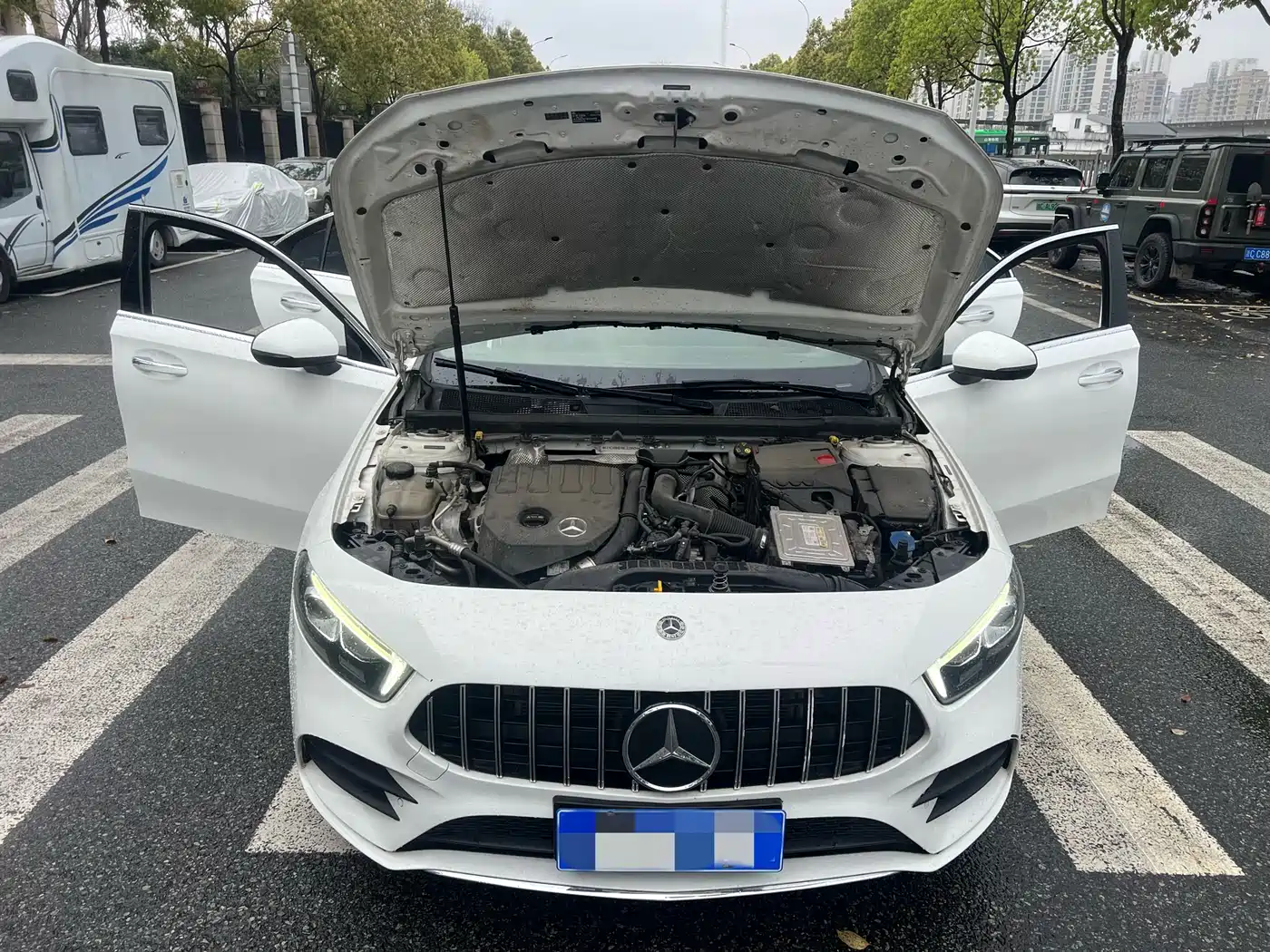 Фото 10 - Mercedes-Benz A-Class