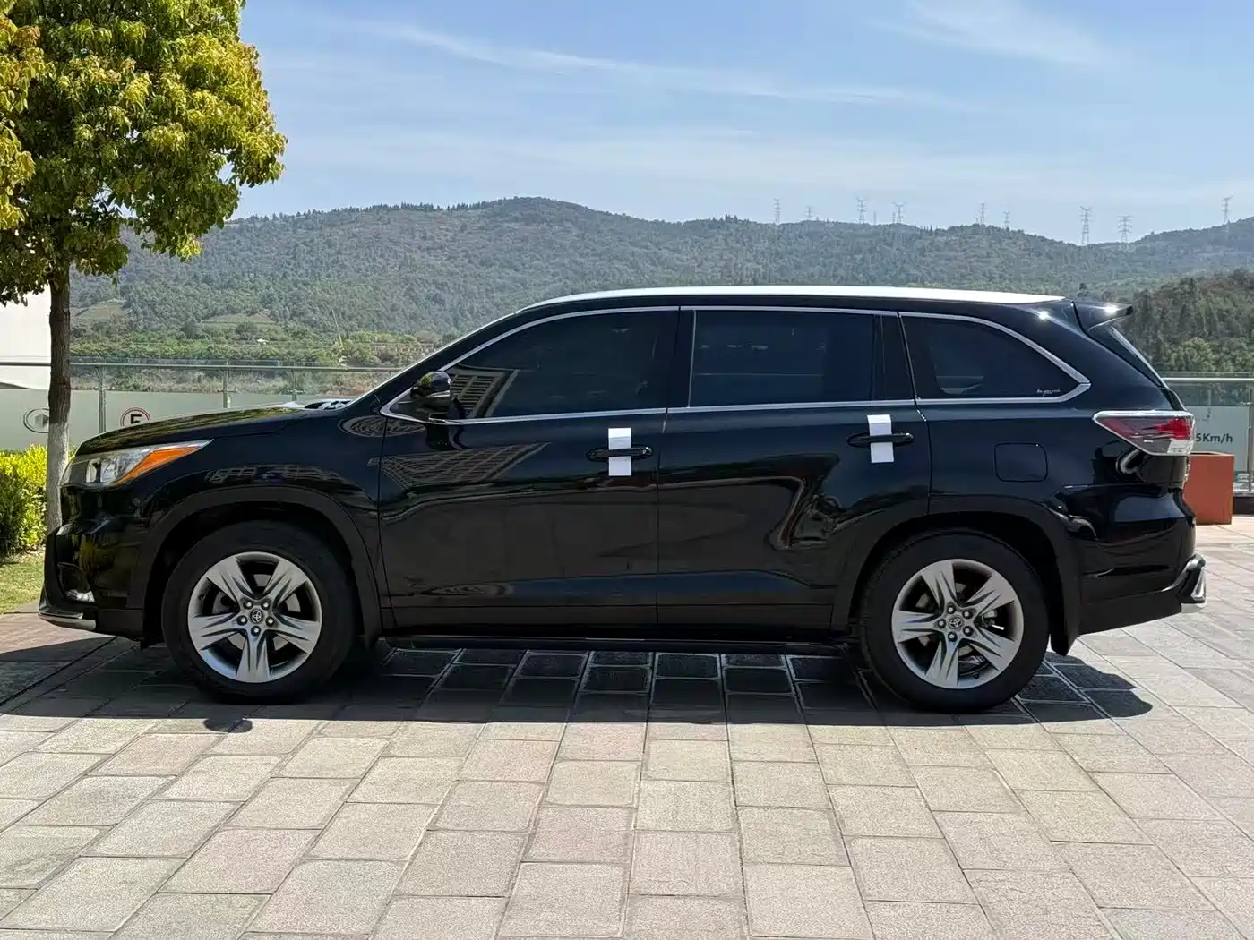 Toyota Highlander 2017 2.0T 4WD Premium 7-Seater фото 32