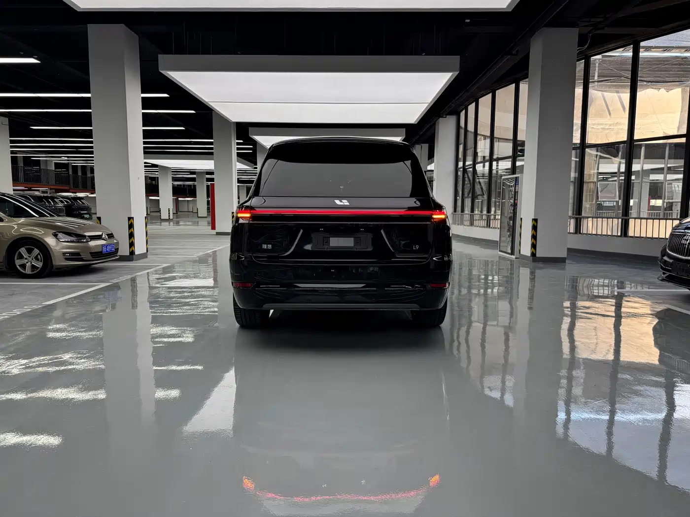Photo 16 - Li Auto Li Xiang L9