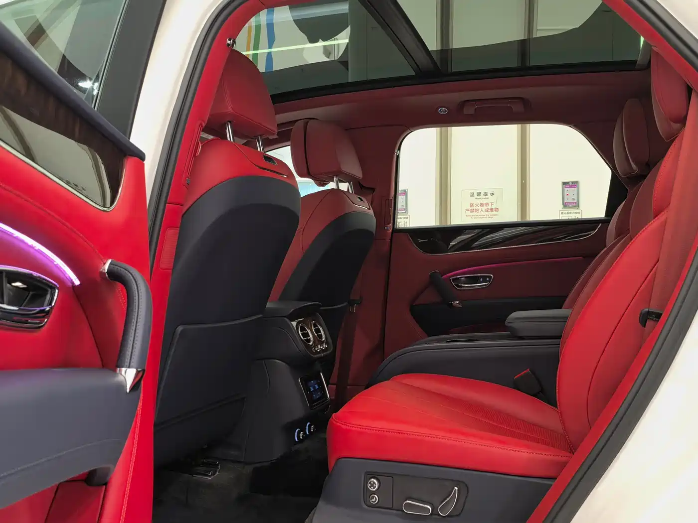 Bentley Bentayga 2021 4.0T V8 фото 7