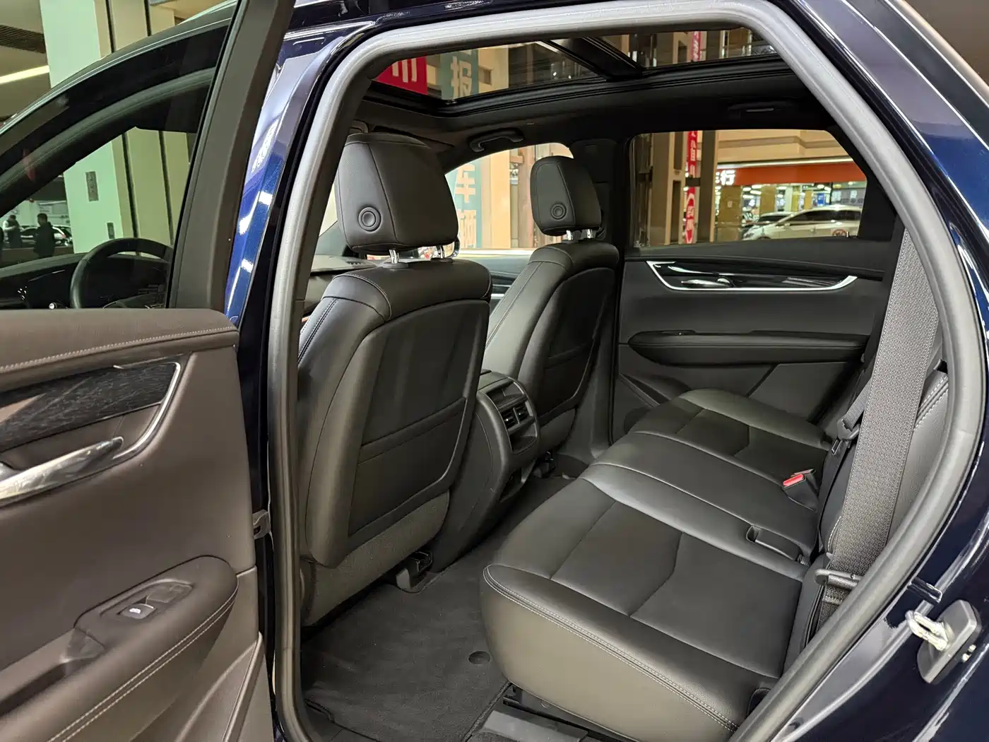 Cadillac XT5 2021 2.0T 2WD Luxury Edition фото 8