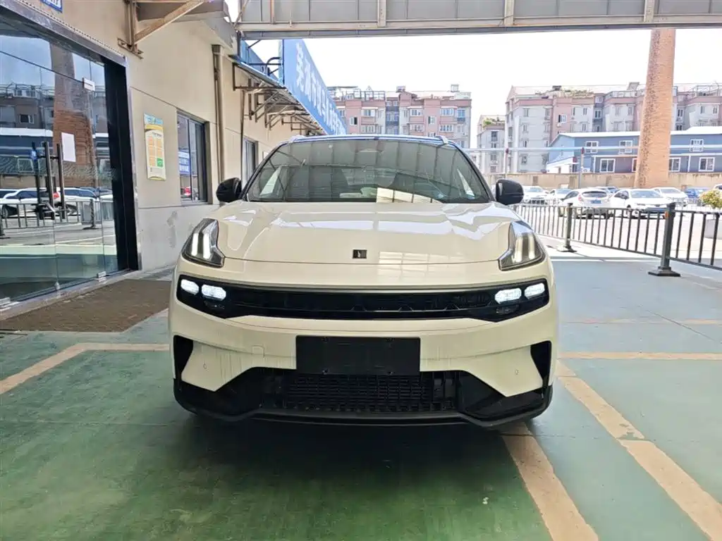 Lynk & Co 06 2023 Remix 1.5T Power Halo фото 3