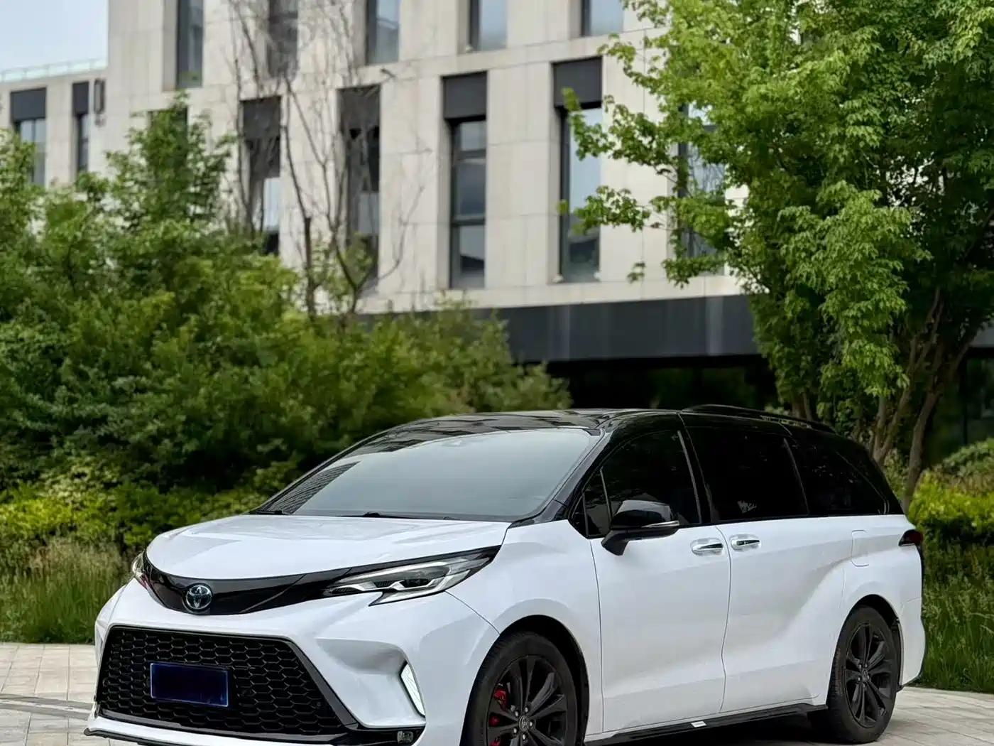 Toyota Sienna 2021 2.5L Hybrid Ultimate Edition