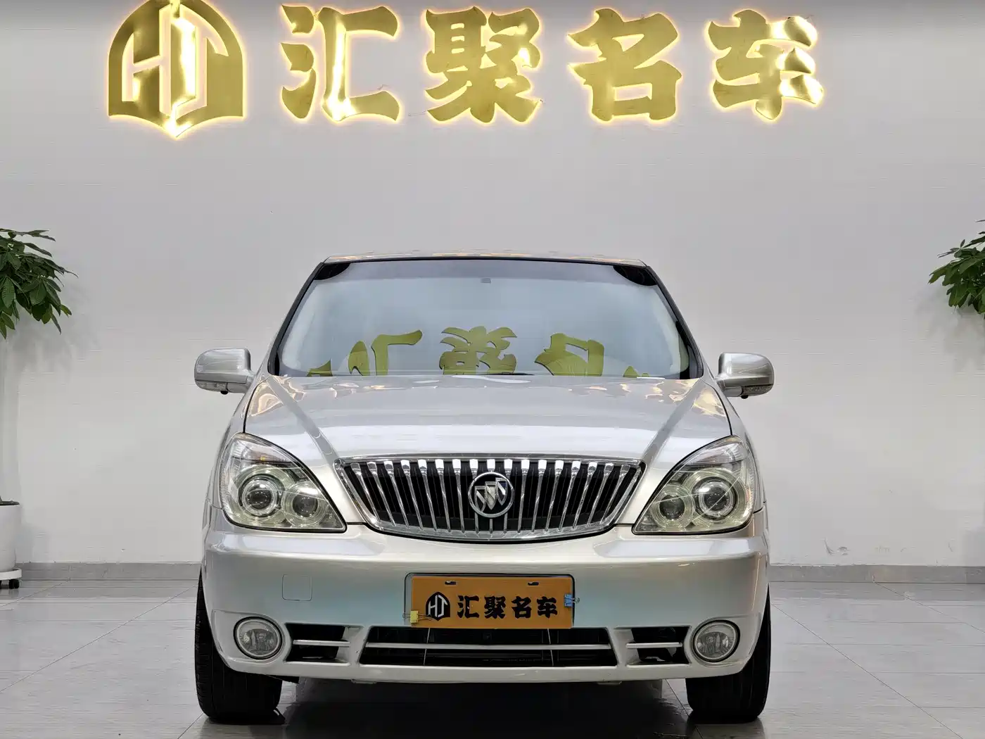 Buick GL8 2014 2.4L Classic Edition фото 2