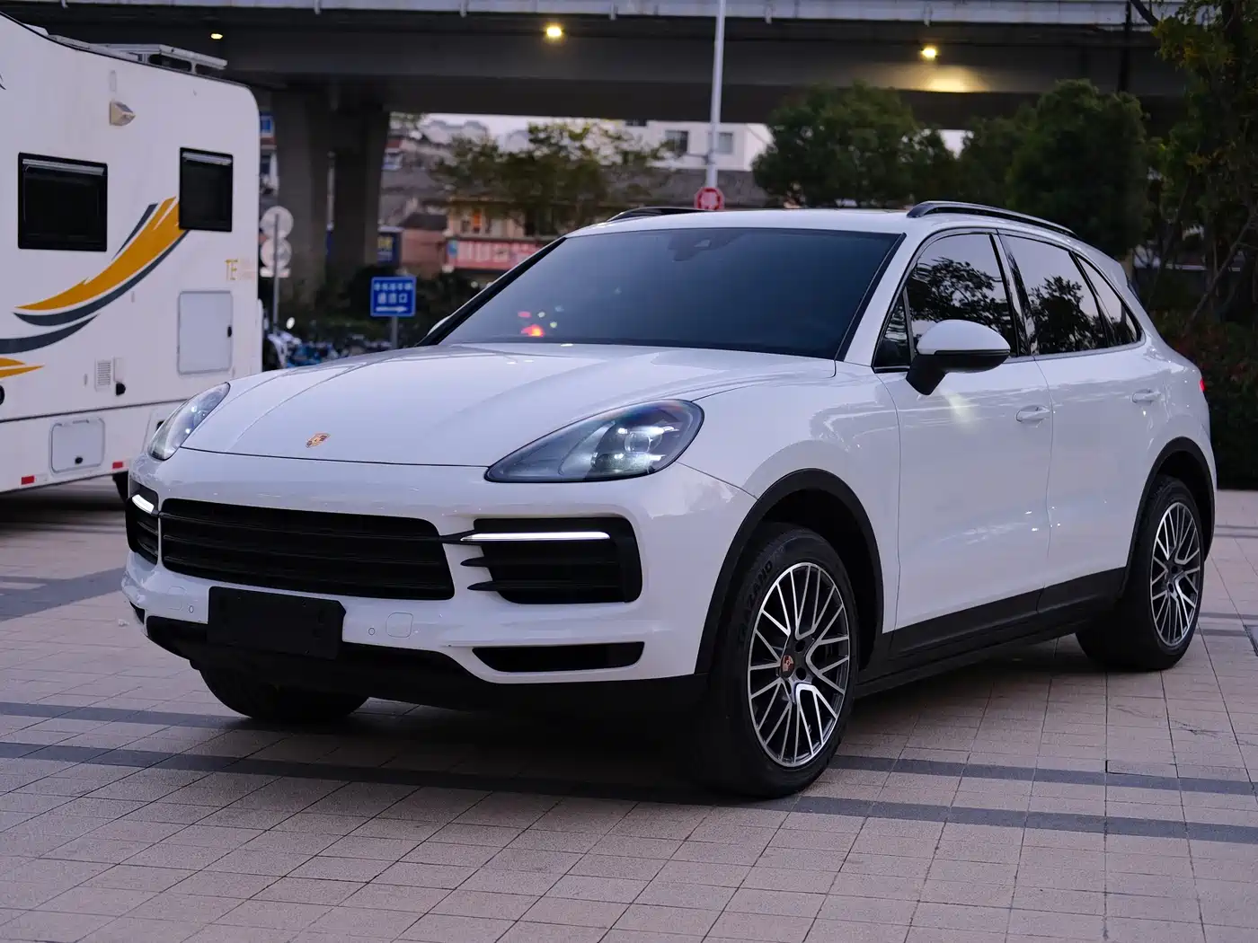 Porsche Cayenne 2019 Cayenne 3.0T