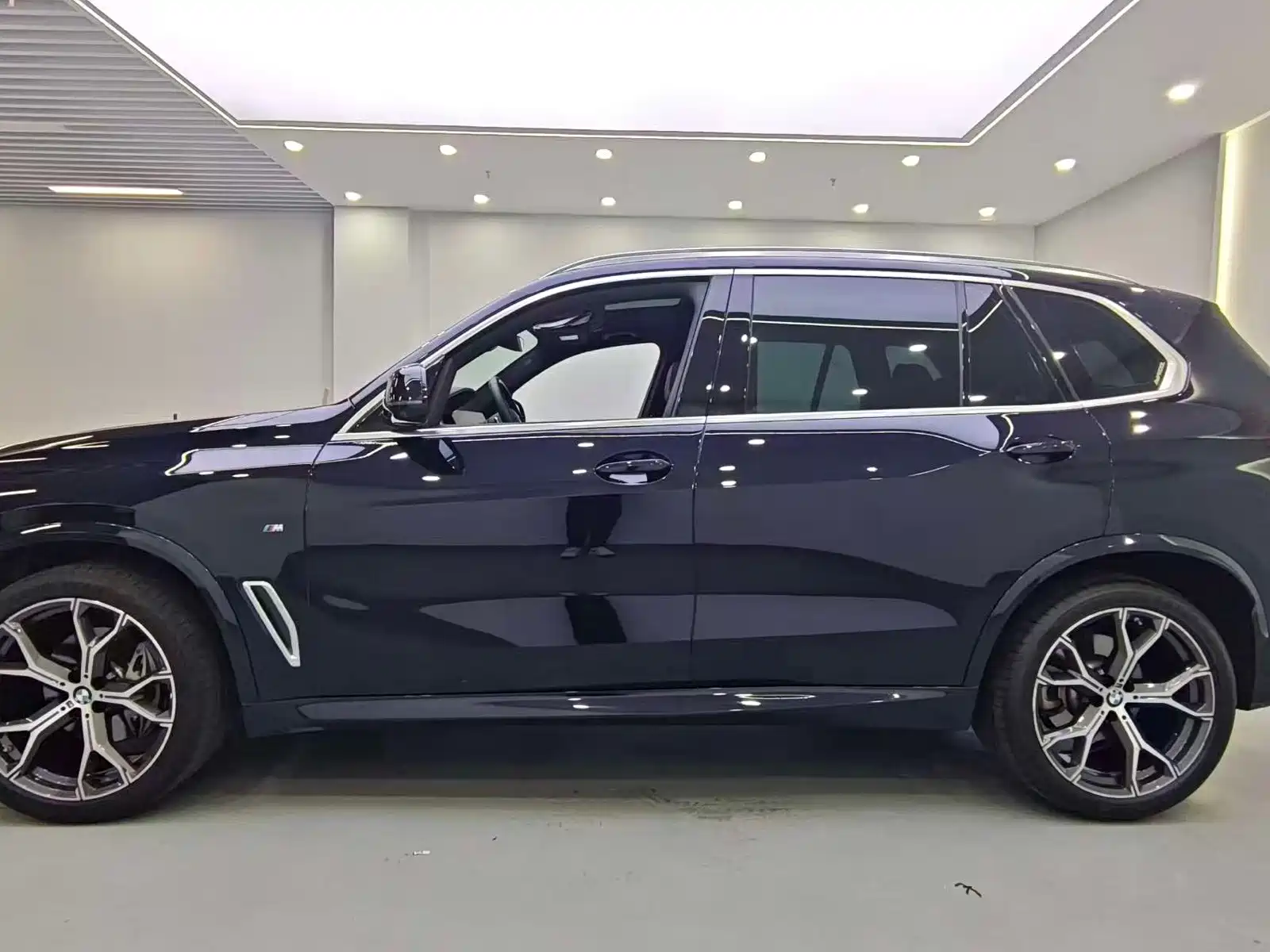 Photo 6 - BMW X5