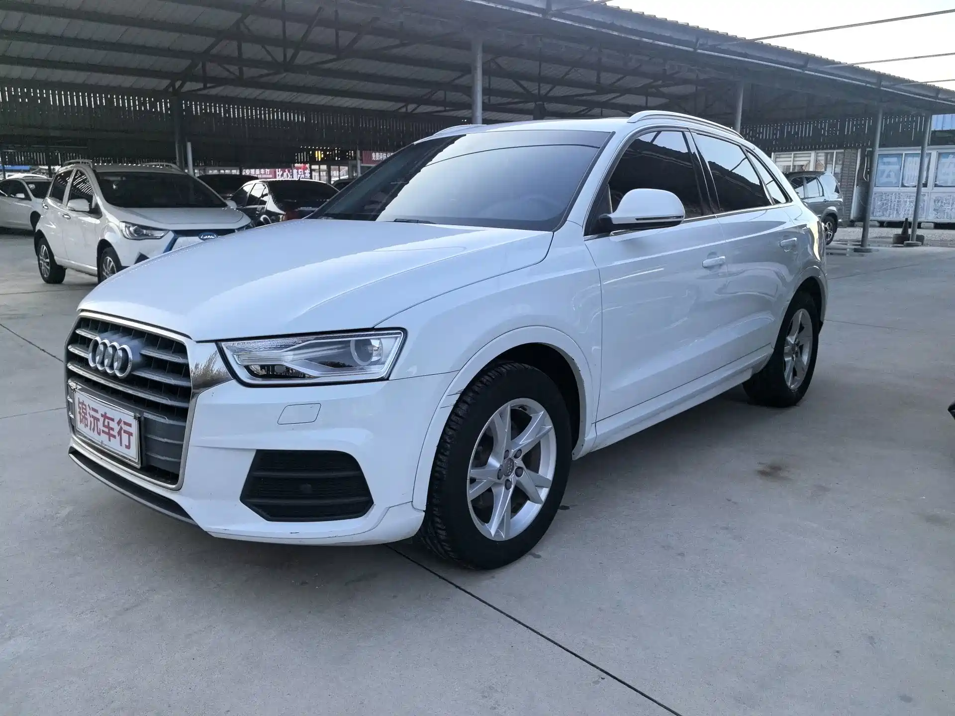 Фото 1 - Audi Q3