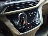 Фото 14 - Buick GL8