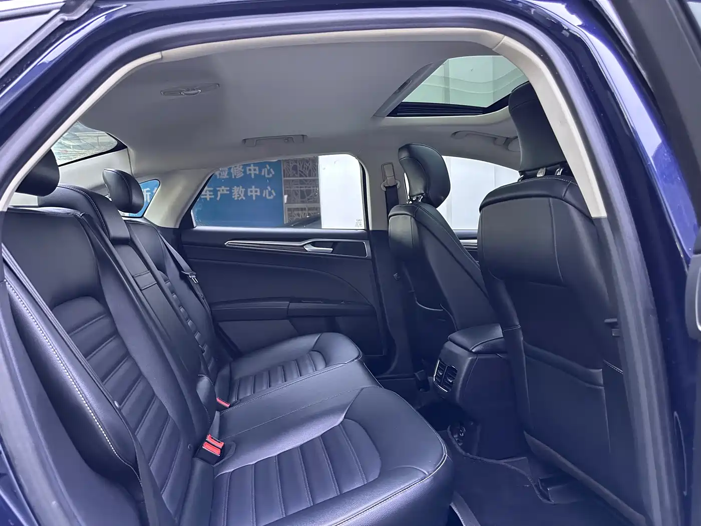 FORD MONDEO