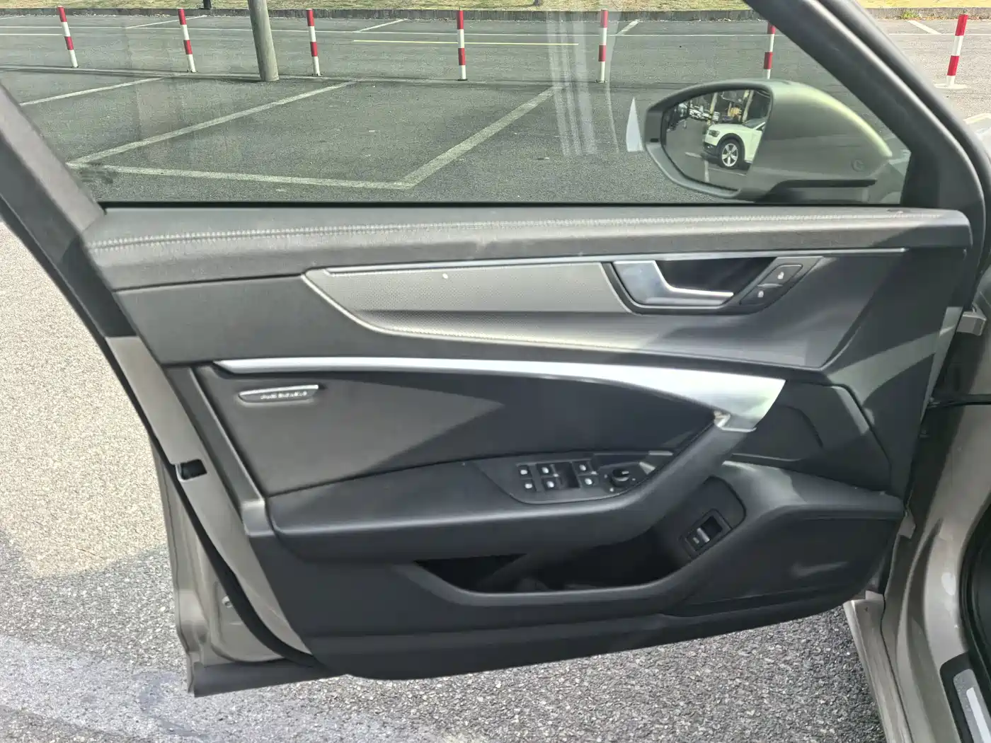 Photo 22 - Audi A6L