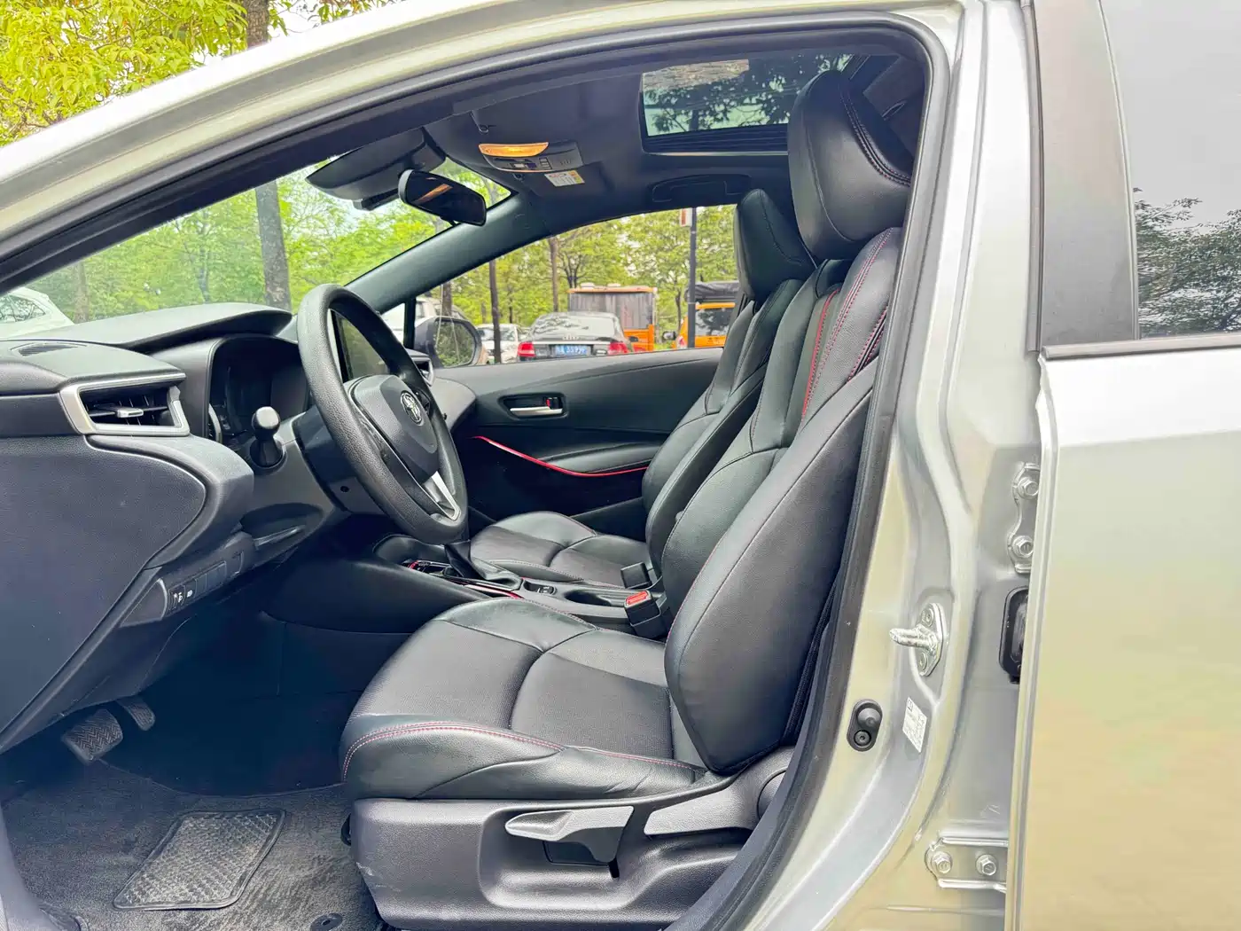 Toyota Levin 2022 185T CVT Sport Edition фото 9