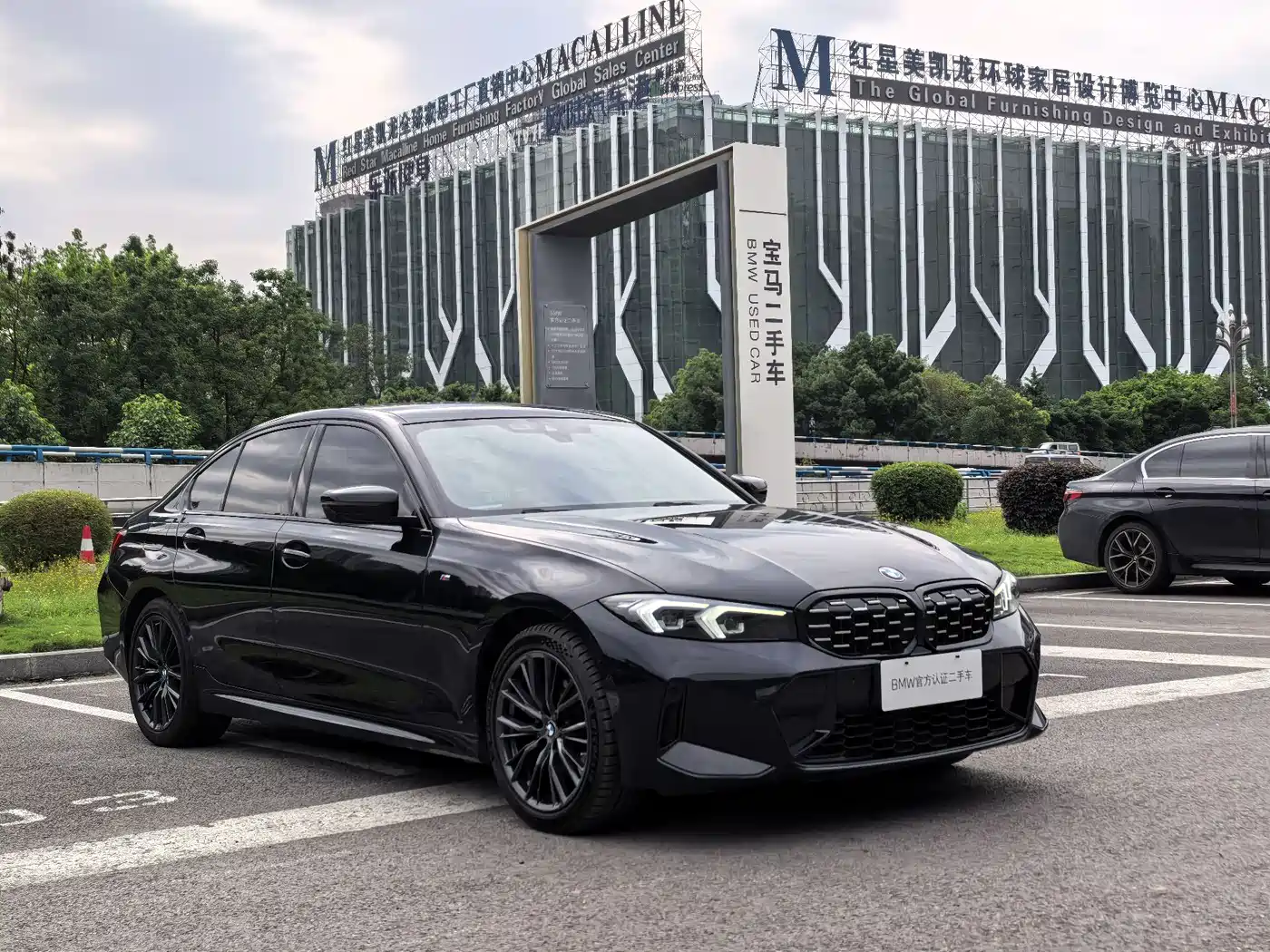 BMW 3-SERIES