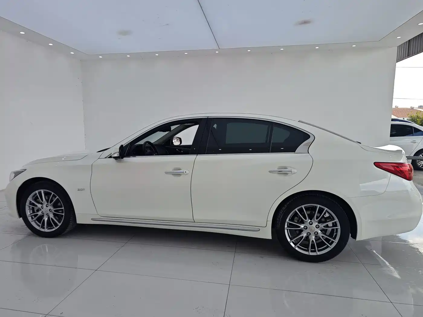 Infiniti Q50L 2018 2016 Model 2.0T Progressive Edition