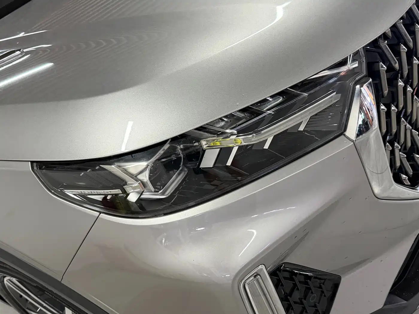 Besturn Bestune T99 2020 2020 20TD Automatic Premium Edition