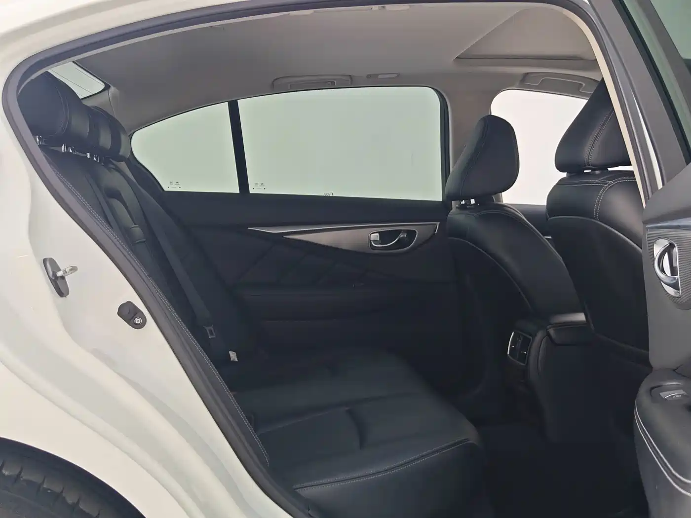 Infiniti Q50L 2018 2016 Model 2.0T Progressive Edition