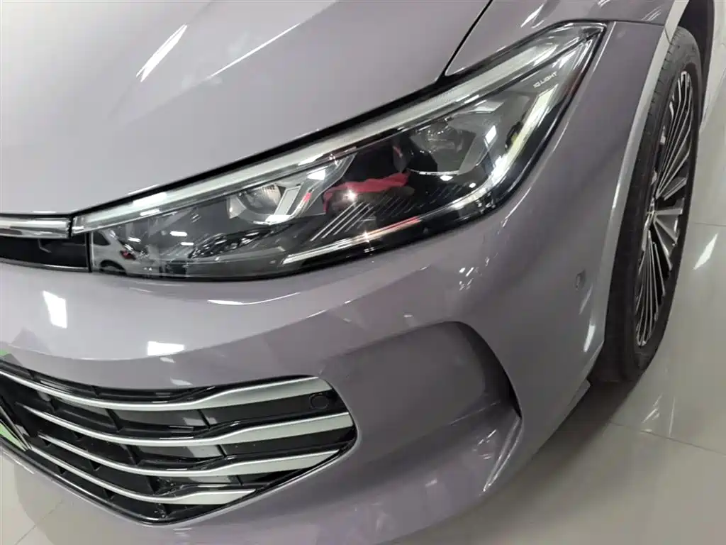 Volkswagen Passat 2025 Pro 380TSI Dragon Prestige Edition фото 24