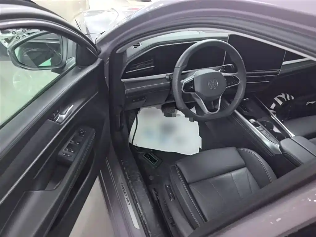 Volkswagen Passat 2025 Pro 380TSI Dragon Prestige Edition фото 16