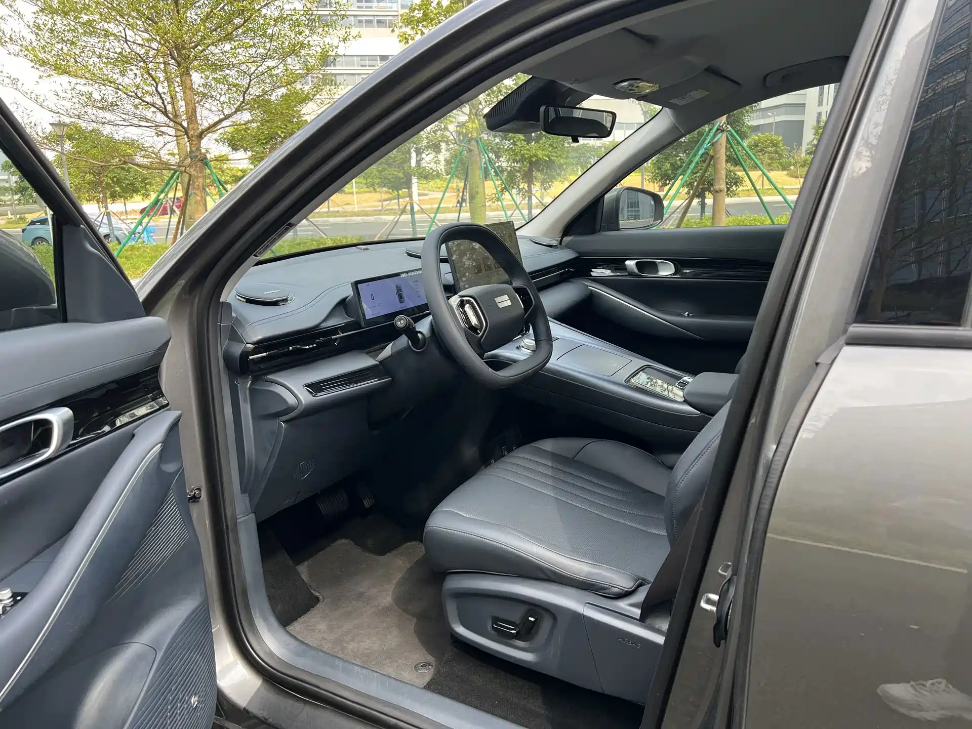 Фото 10 - Geely Galaxy Galaxy E5