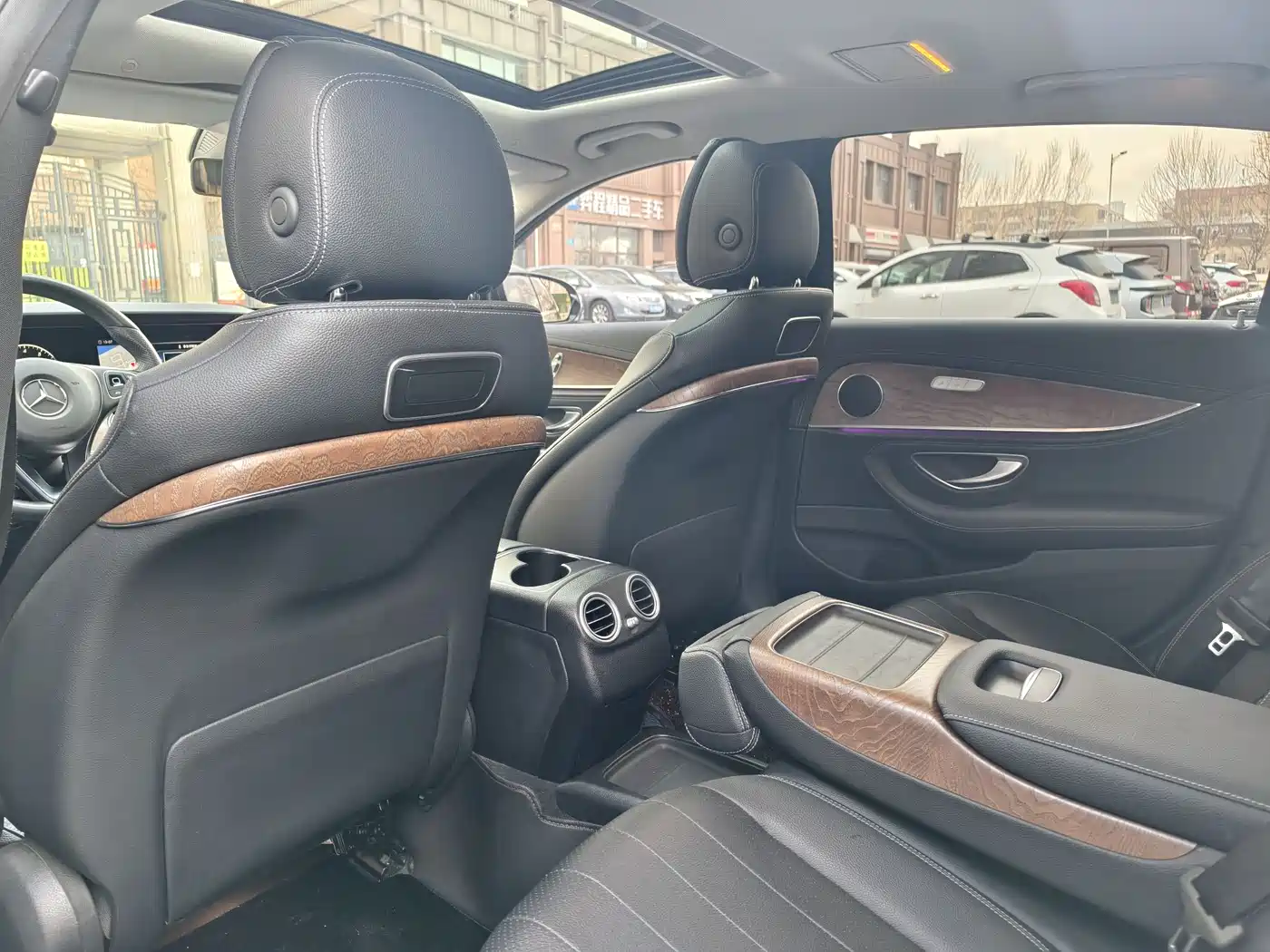 Mercedes-Benz E-Class 2018 Facelift E 200 L 4MATIC фото 8