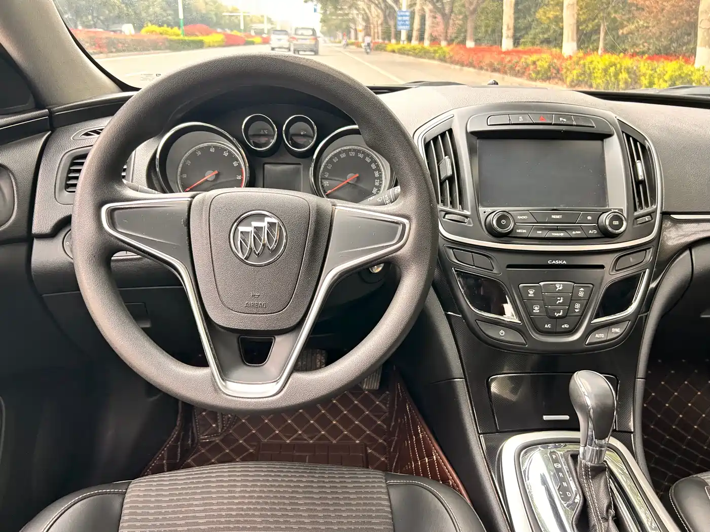 Buick Regal 2015 1.6T Leading Tech Edition фото 11