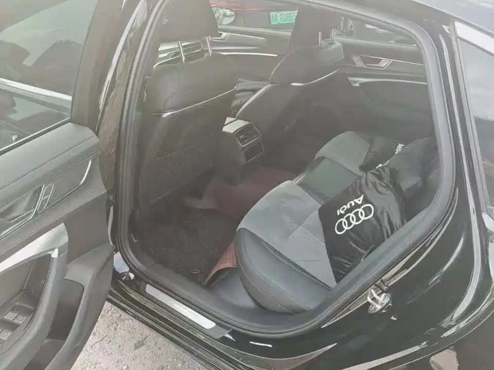Audi A6L 2024 45 TFSI Premium Dynamic фото 5