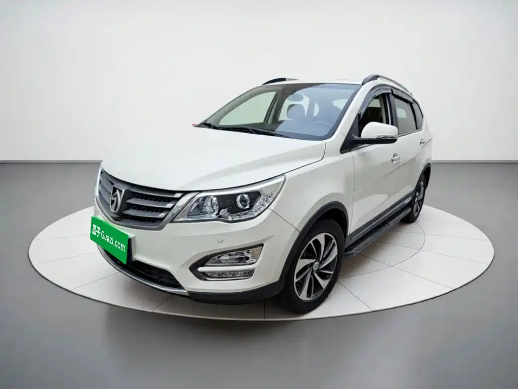 Baojun 560 2017 2016 1.5T Manual Luxury