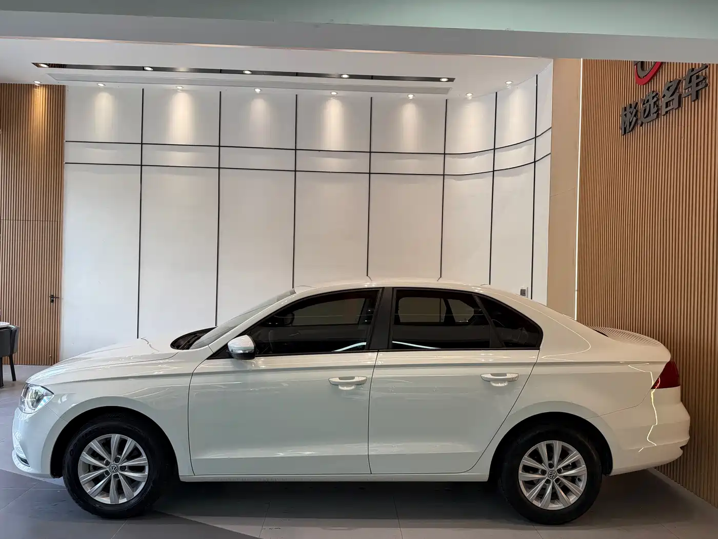 Volkswagen Bora 2018 1.5L Automatic Fashion фото 4