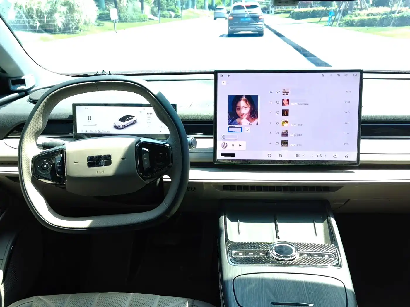 Geely Galaxy Galaxy Xingyao 8 2025 2025 130km EM-i Premium Edition