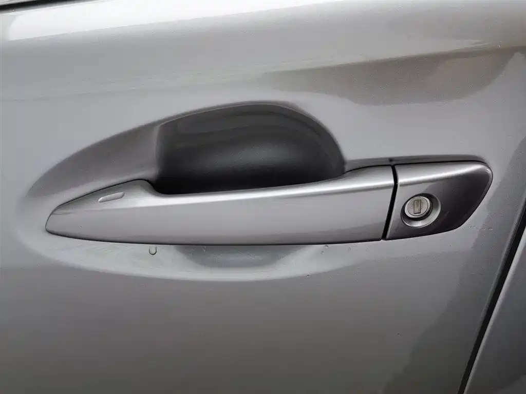 Lexus ES 2015 200 Elite Edition фото 18