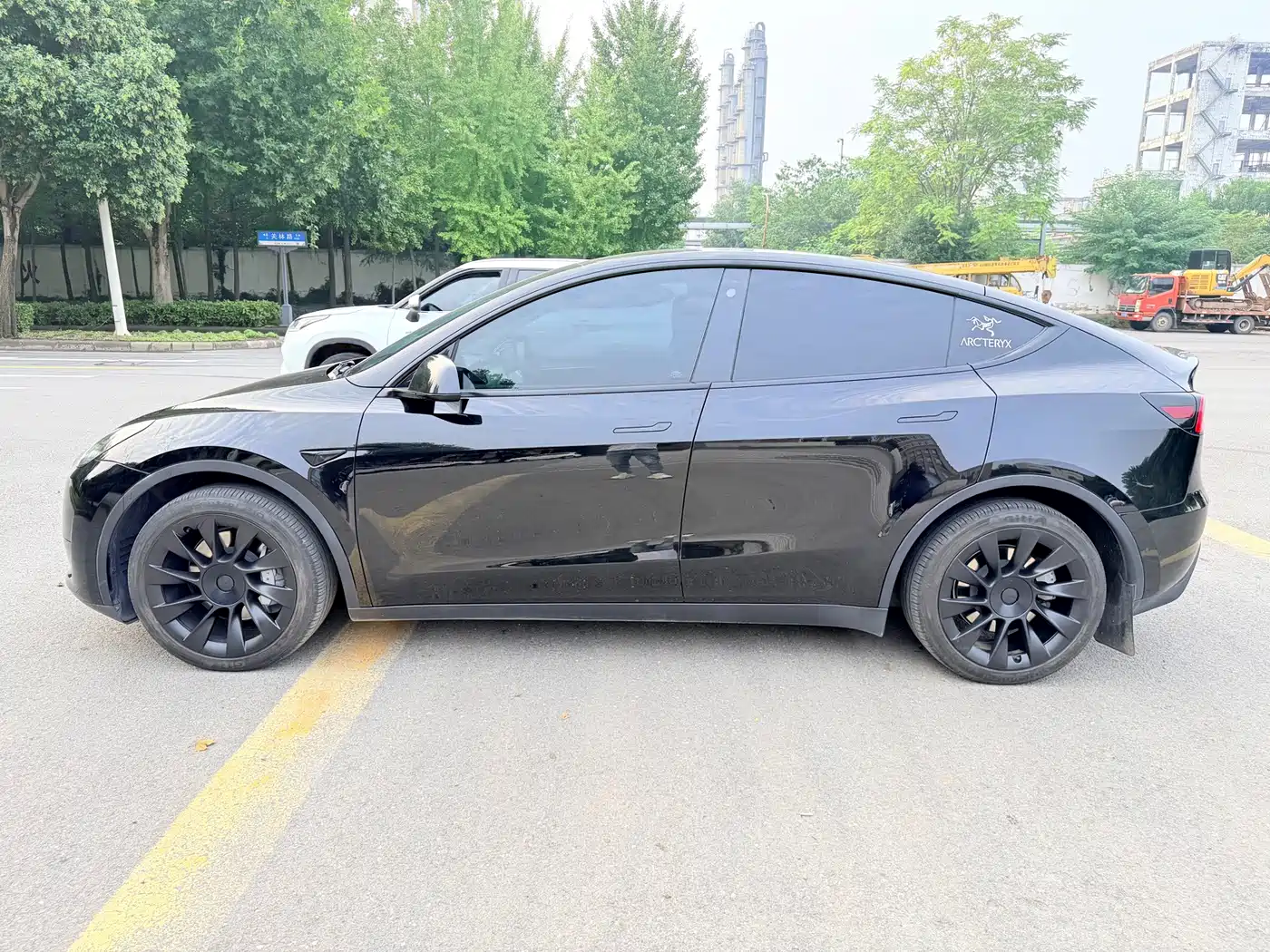 Фото 8 - Tesla Model Y