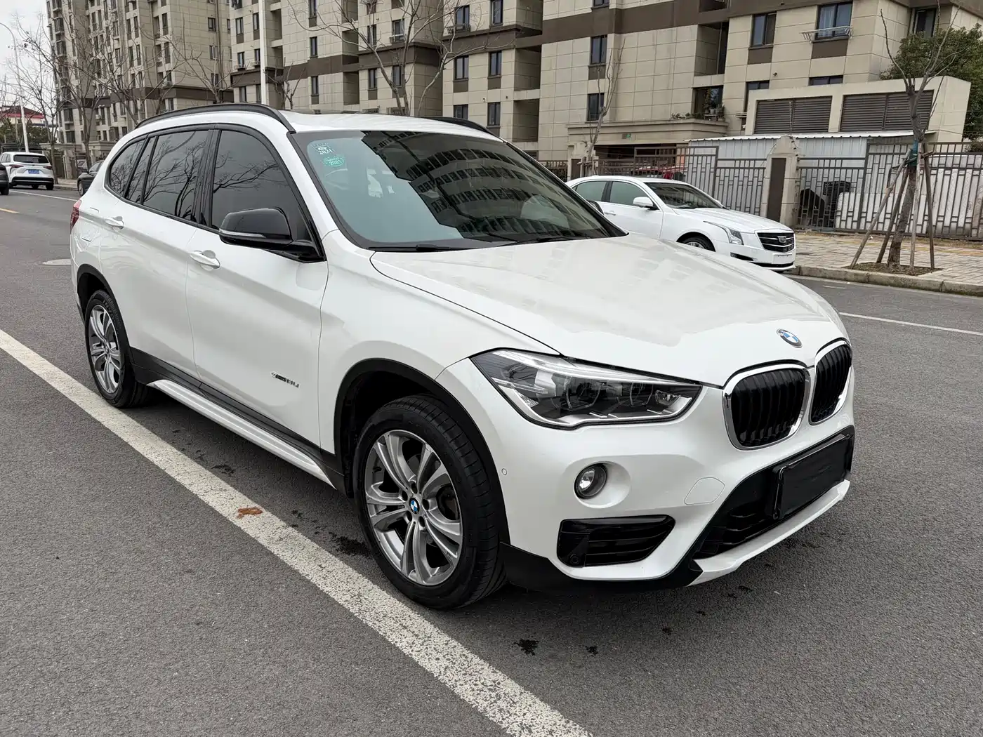 BMW X1 2018 sDrive18Li Premium Model фото 2