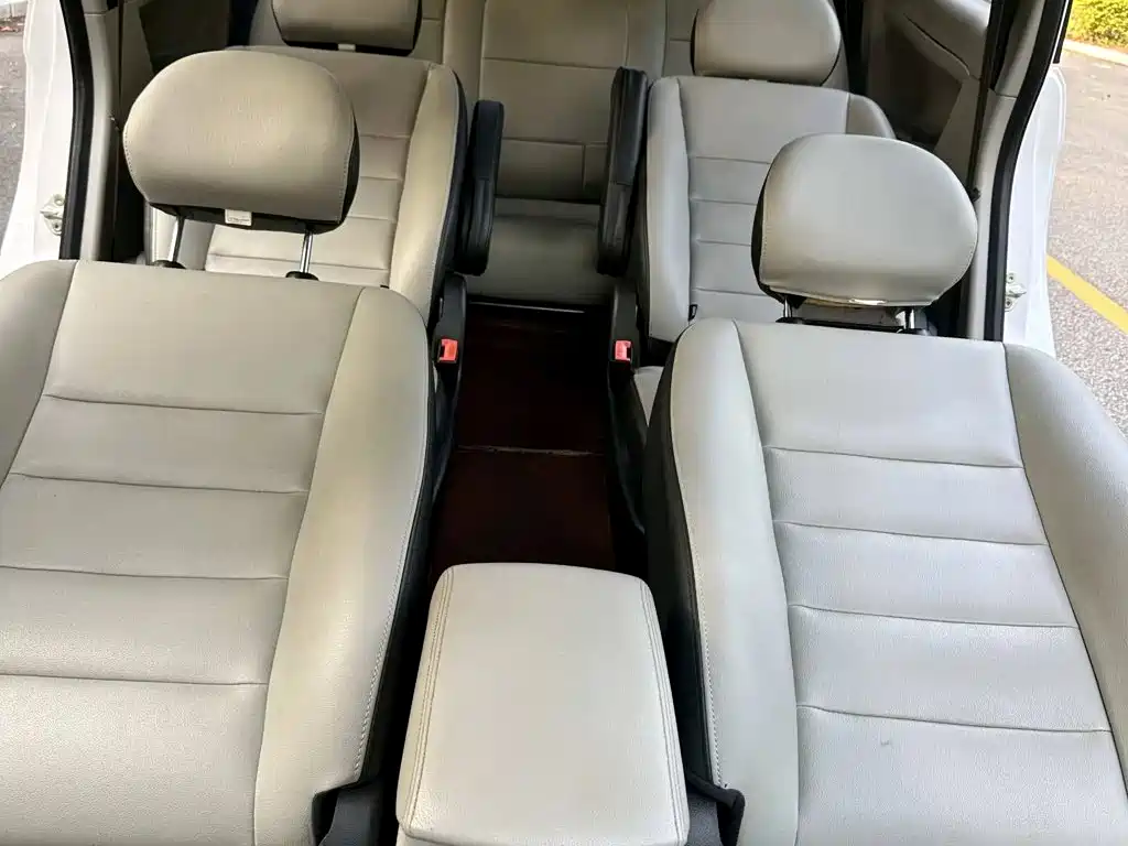 Dongfeng Fengxing Fengxing S500 2016 2016 1.6L CVT Luxury