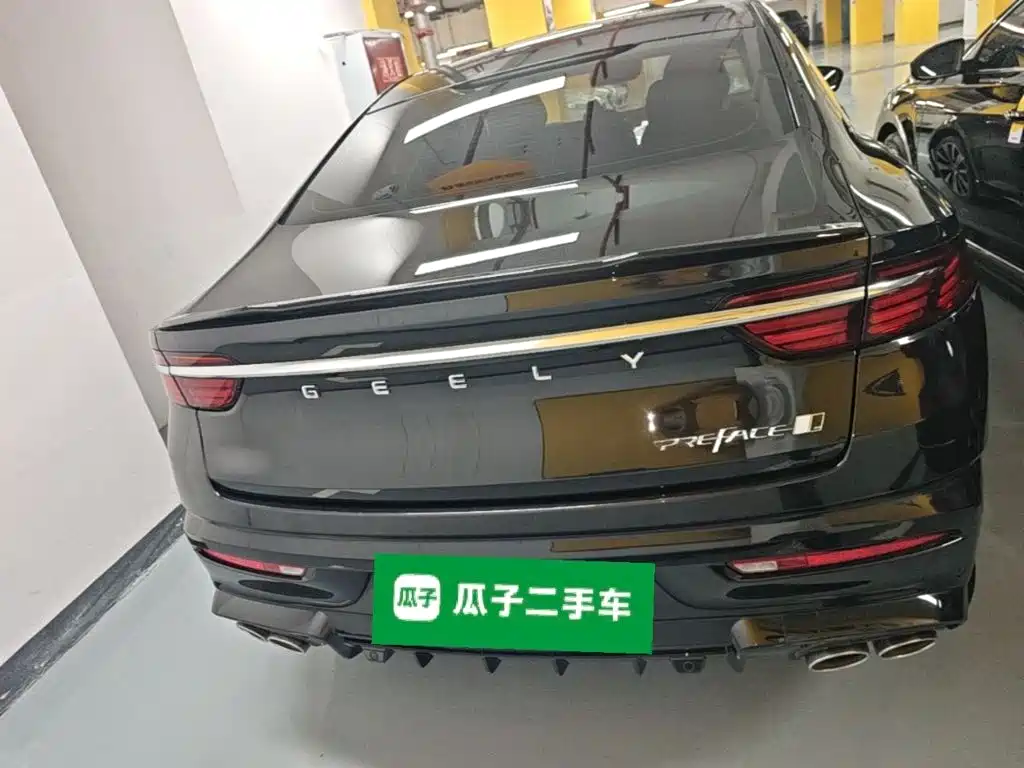 Фото 6 - Geely Preface