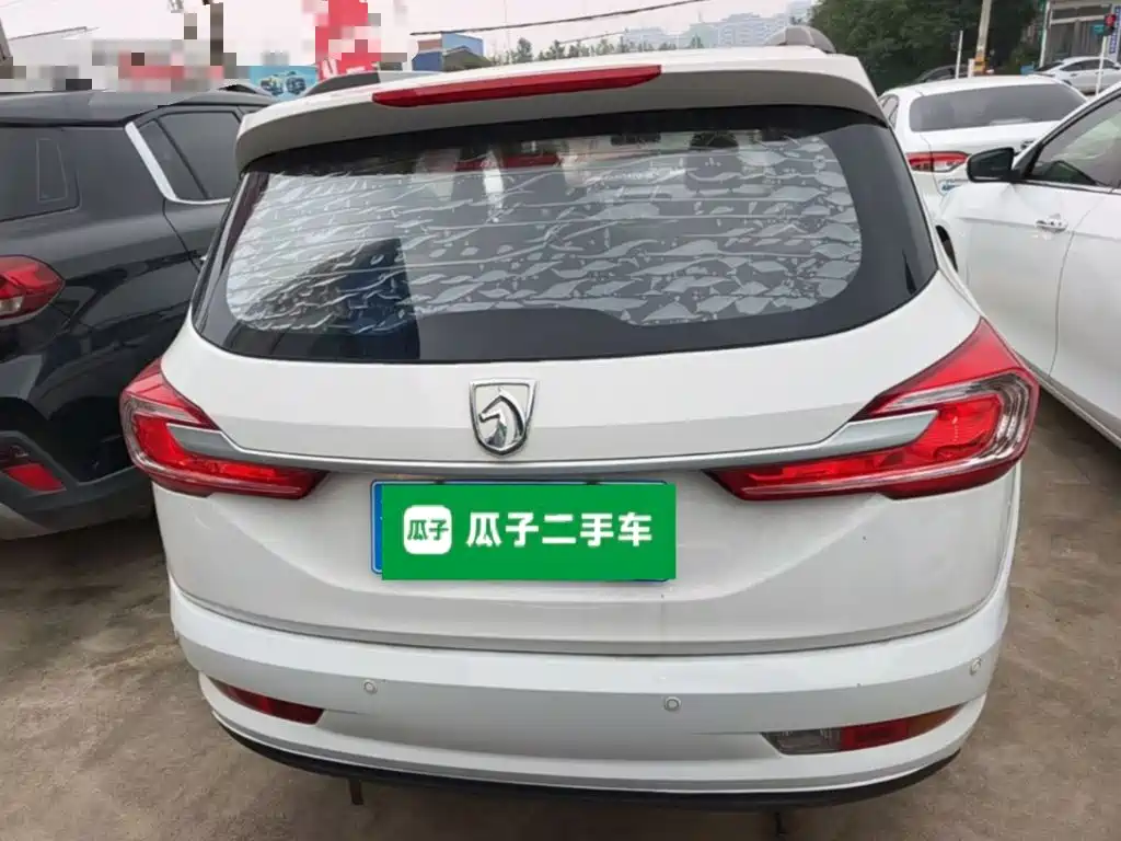 Фото 6 - Baojun 310W