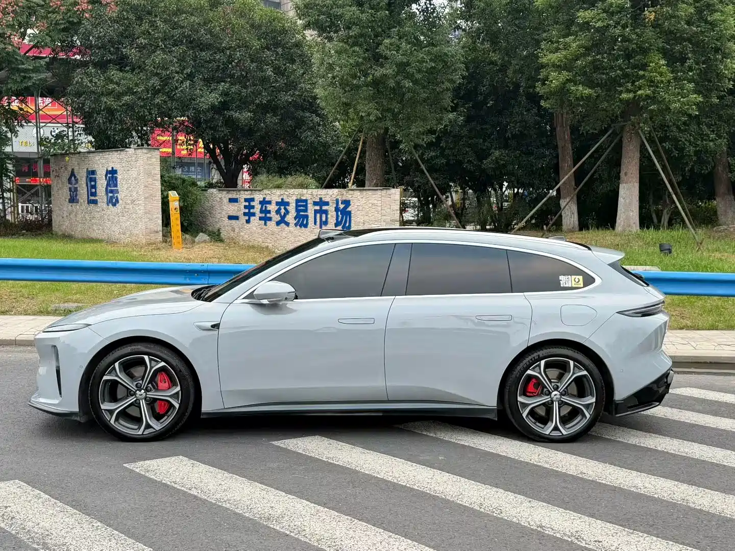 Фото 3 - NIO ET5T