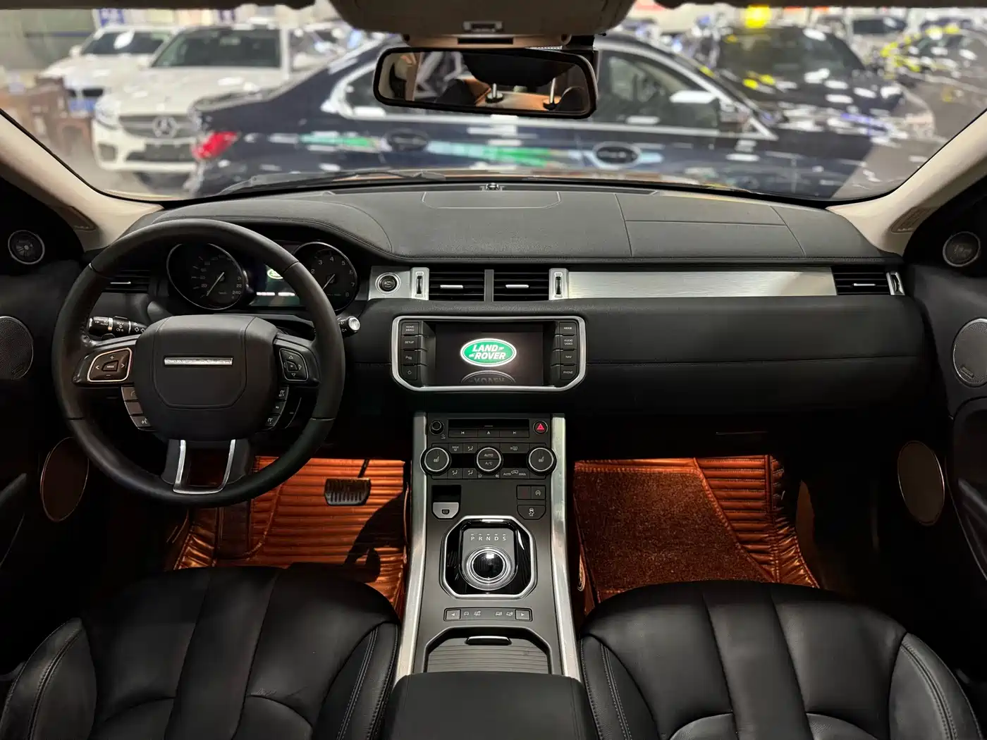 Photo 19 - Land Rover Range Rover Evoque