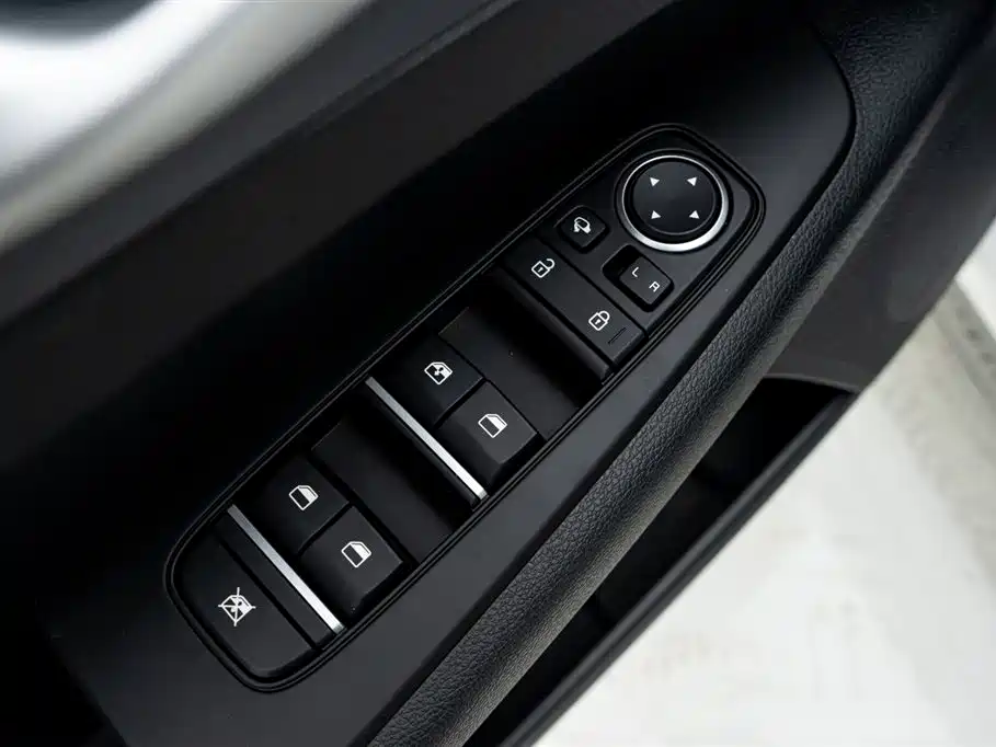 Kia K3 2024 1.5L CVT Comfort Premium Edition фото 22