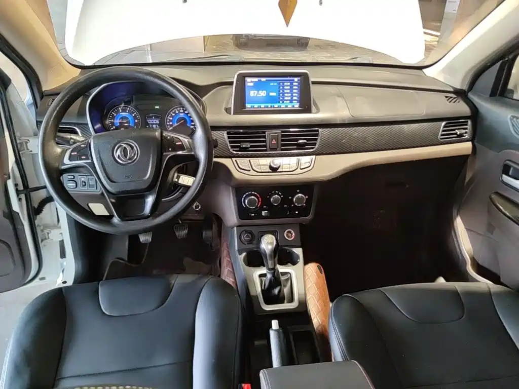 Dongfeng Fengguang Fengguang 330 2023 2019 1.5L 330S Manual Comfort China VI