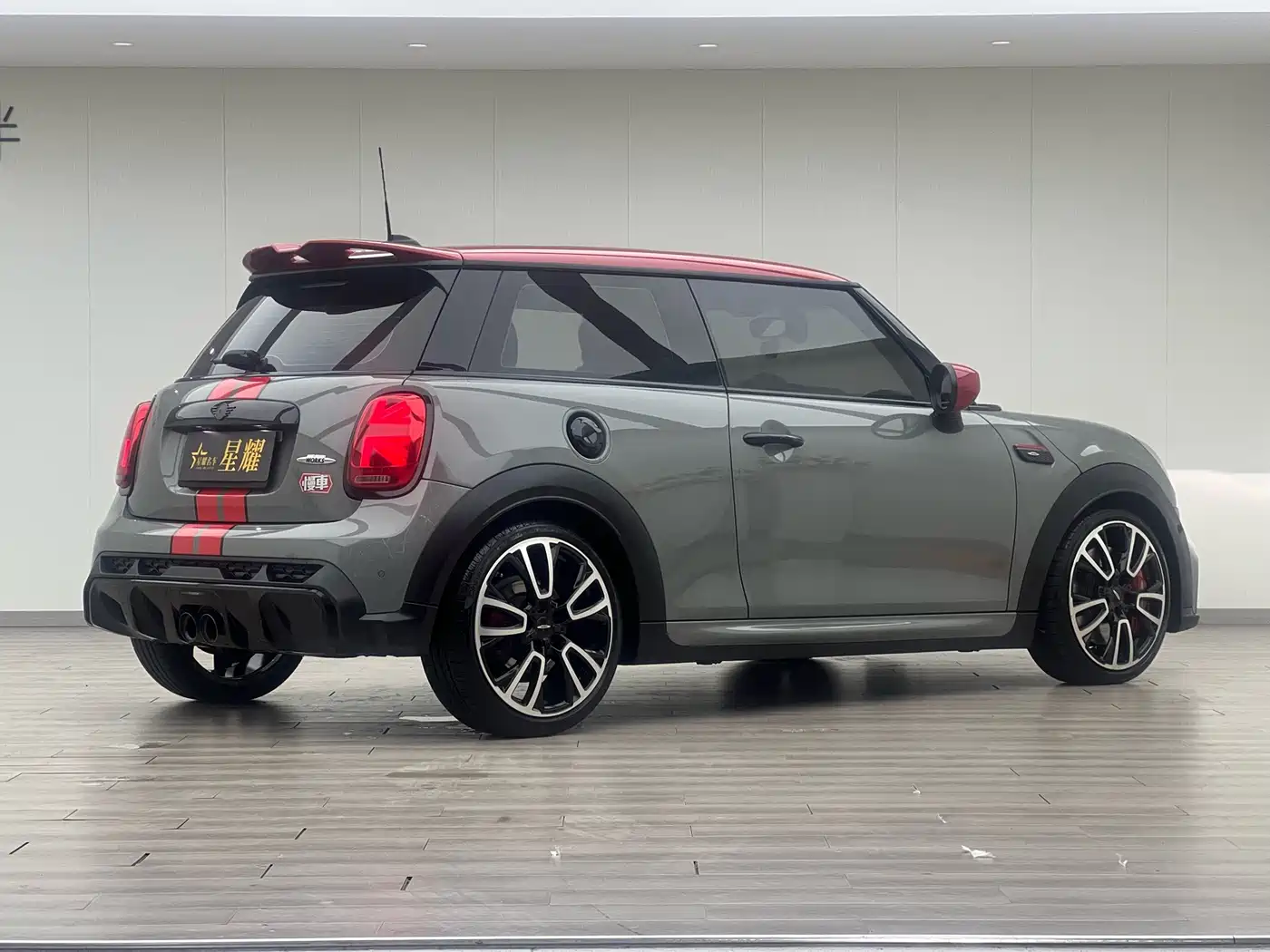 MINI JCW