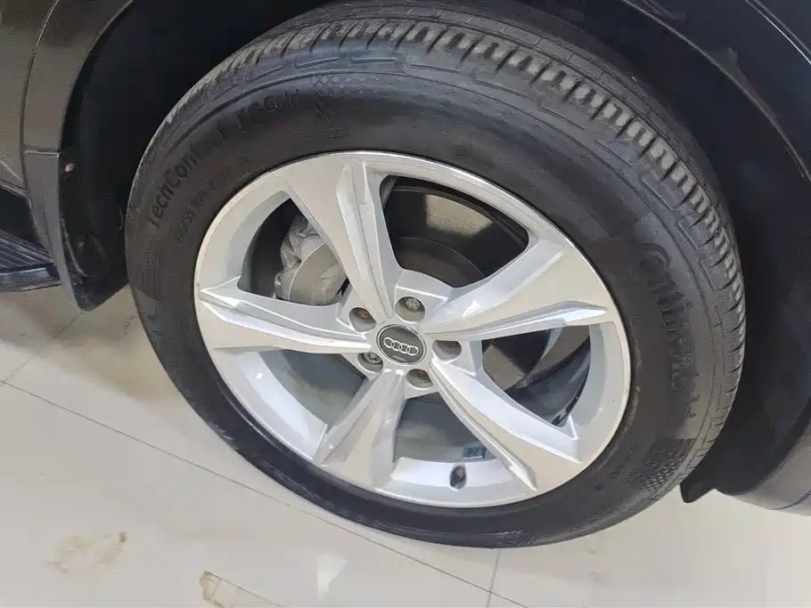 Audi Q5L 2020 40 TFSI Prestige Progressive фото 6