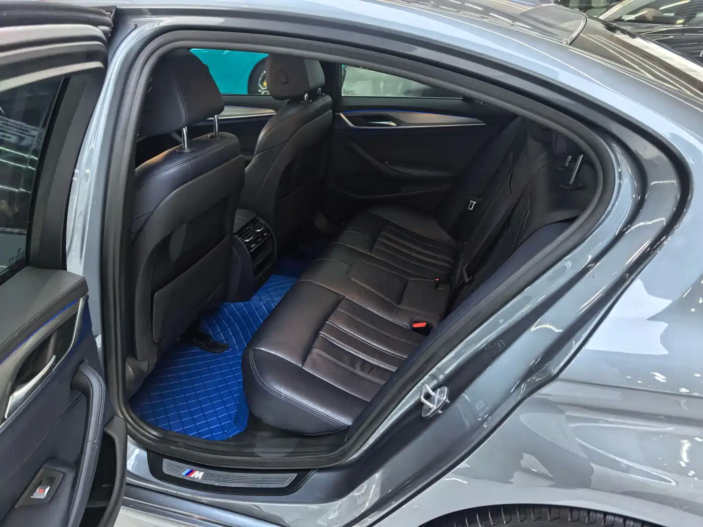 BMW 5 Series (Import) 2019 525i M Sport Package фото 11