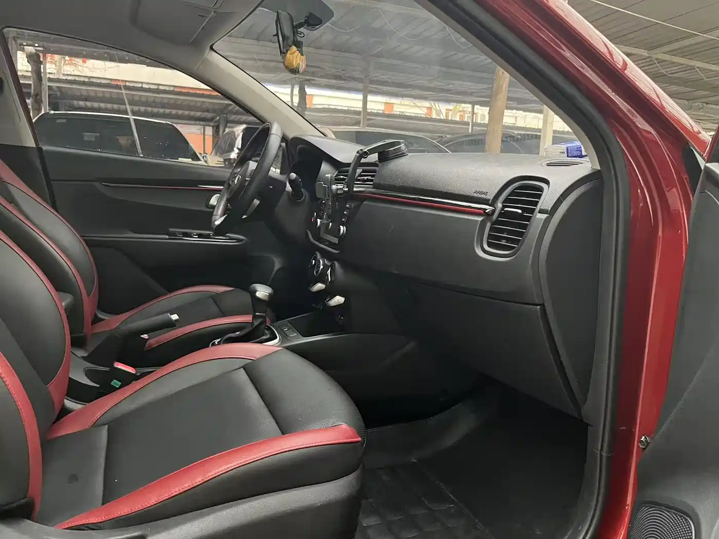 Kia KX CROSS 2019 2019 1.6L Automatic Smart Sunroof Edition China VI