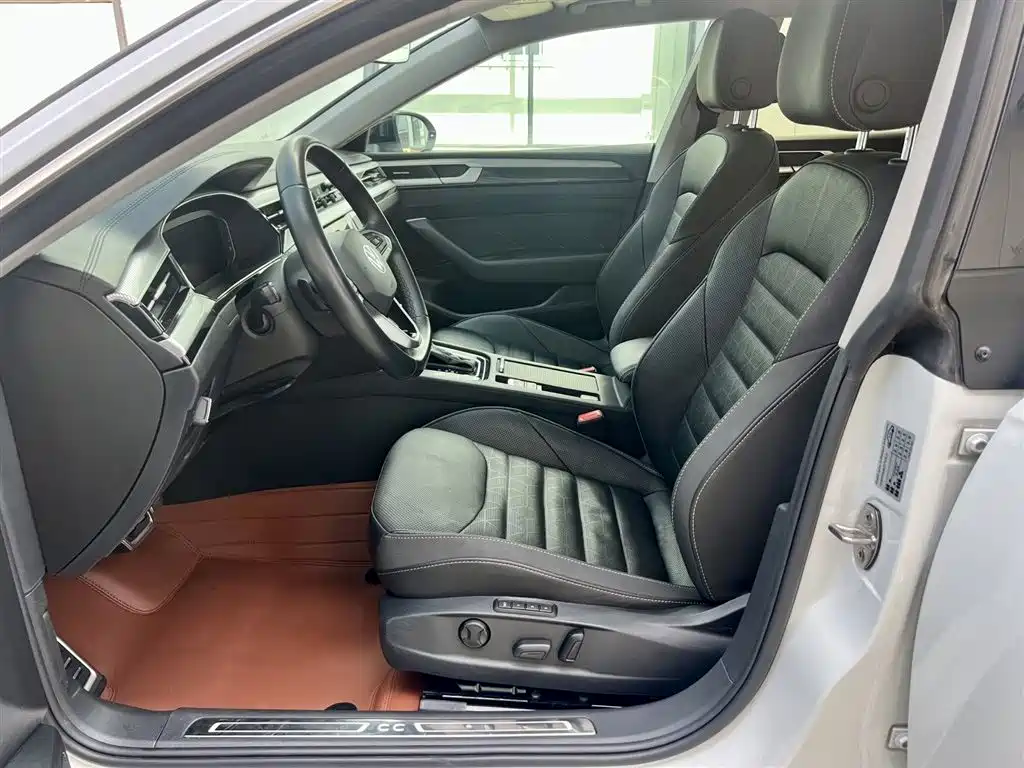 Volkswagen FAW-Volkswagen CC 2023 Shooting Brake 380TSI Hunter's Heart Edition фото 11