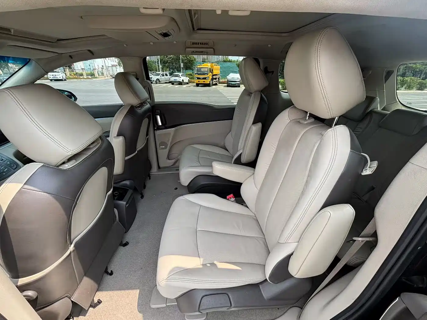 Buick GL8 2011 2011 2.4L CT Luxury Business Comfort Edition